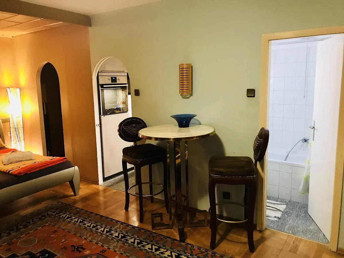 Vienna Center Apartment