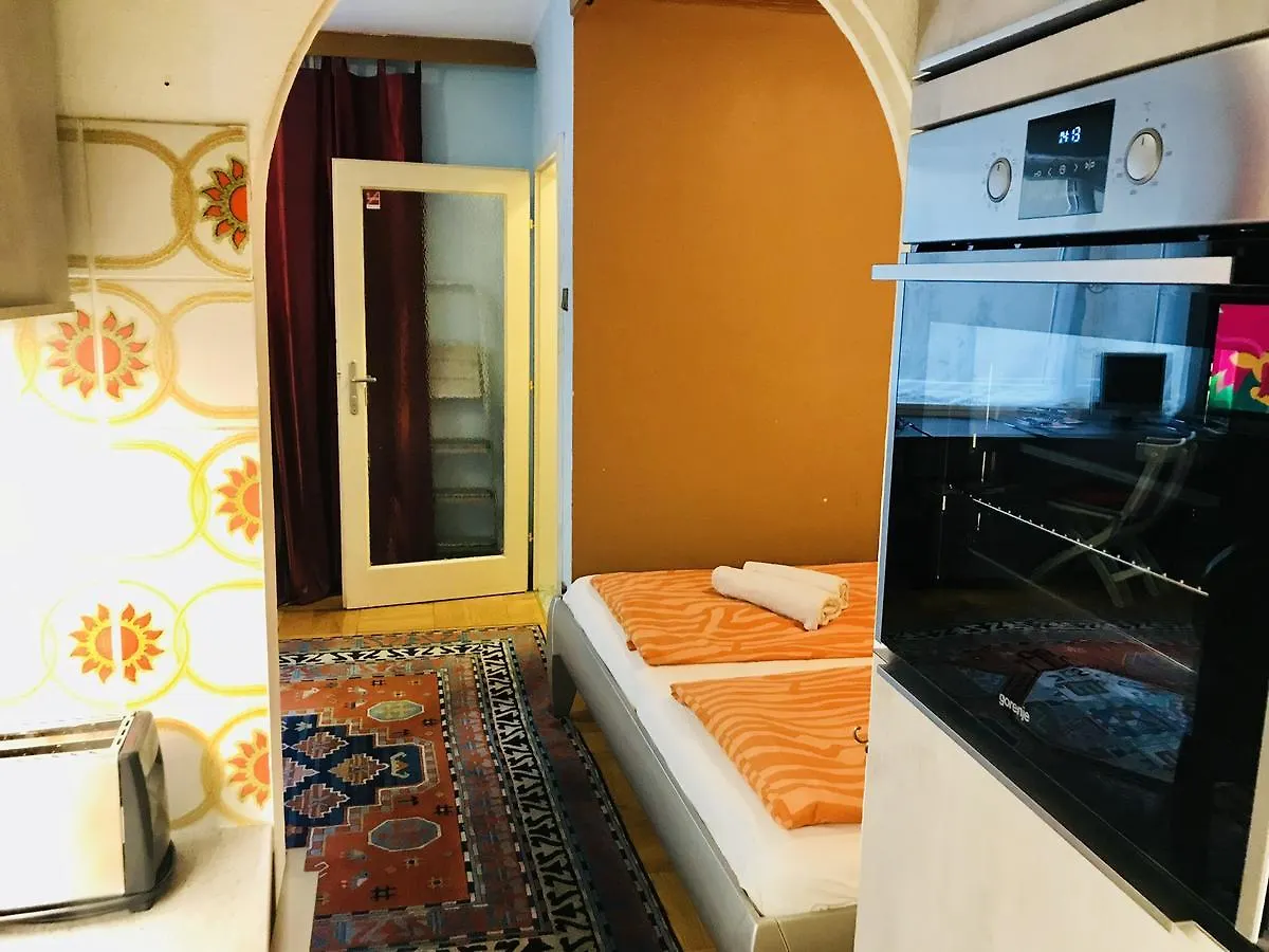 Vienna Center Apartment